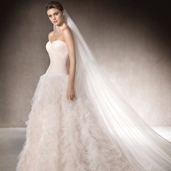 San Patrick by Pronovias Dresses & Skirts - San Patrick by Pronovias Wedding Dress Marlan